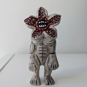 Demogorgon, Netflix series Stranger Things, Wooden Figurine, Wood Carvin